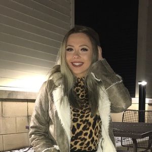 Meet your Posher, Erica